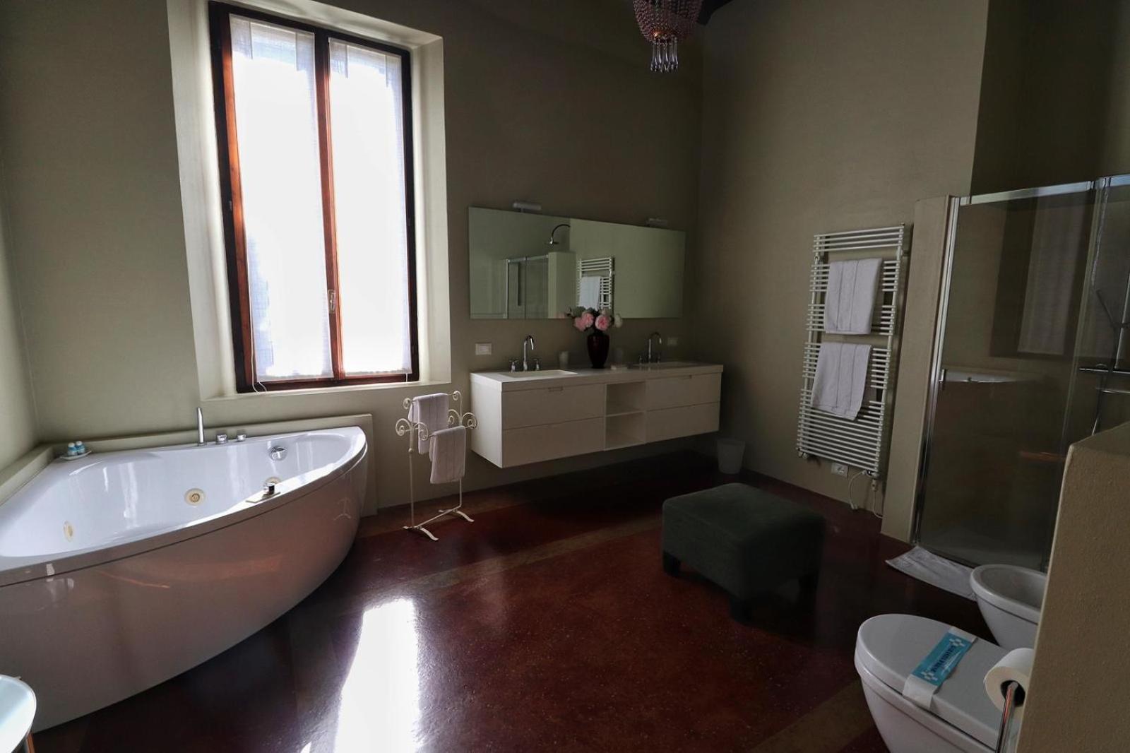 B&B Villa Natta Uggiate Buitenkant foto