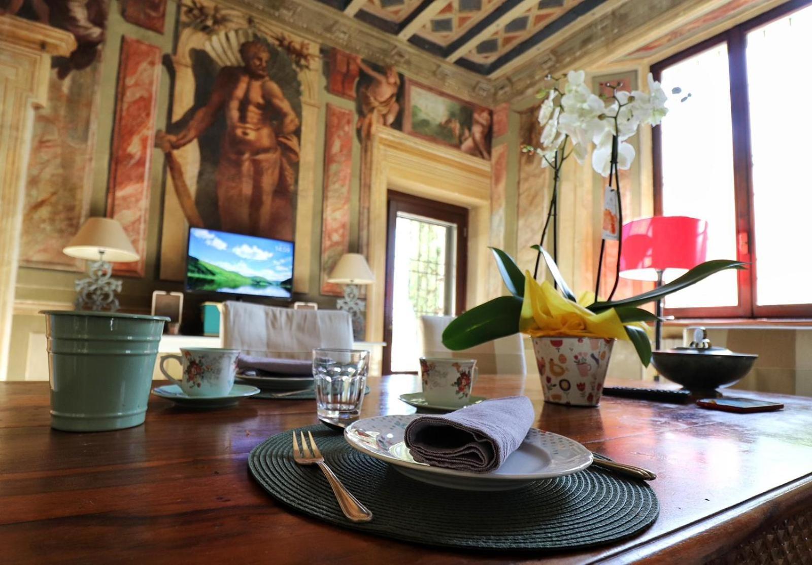 B&B Villa Natta Uggiate Buitenkant foto